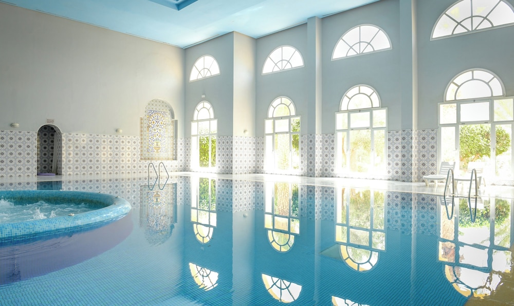 Djerba Castille- Family Only — Swimming pool in Aghir, Medenine