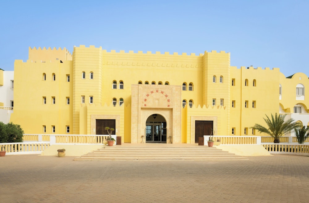 Djerba Castille- Family Only — Hotel building in Aghir, Medenine
