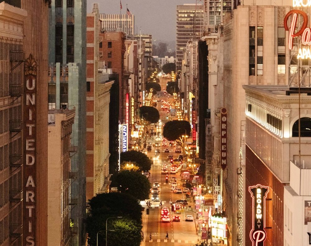 The Hoxton, Downtown LA — Attractions in the area in Los Angeles, California