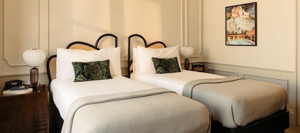 The Hoxton, Downtown LA — Hotel rooms in Los Angeles, California