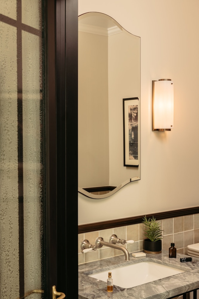 The Hoxton, Downtown LA — Hotel rooms in Los Angeles, California