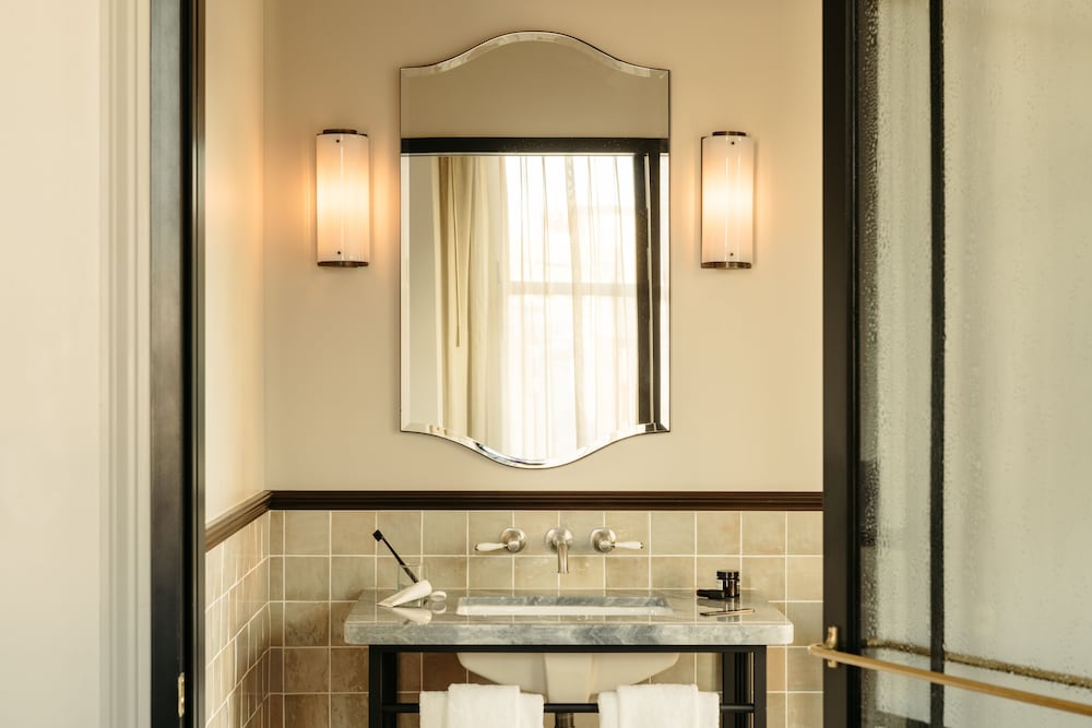 The Hoxton, Downtown LA — Hotel rooms in Los Angeles, California