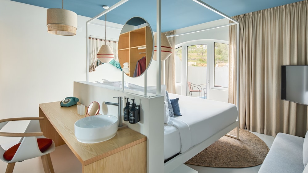 Hotel Indigo Albufeira by IHG — Hotel rooms in Albufeira, Faro