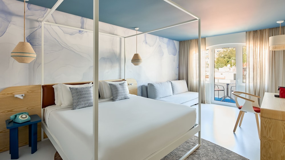 Hotel Indigo Albufeira by IHG — Hotel rooms in Albufeira, Faro