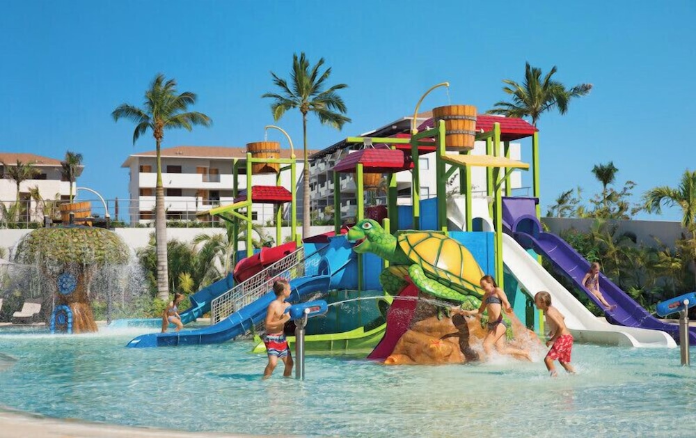 Dreams Playa Mujeres Golf & Spa Resort - All Inclusive — Attractions for children in Playa Mujeres, Quintana Roo