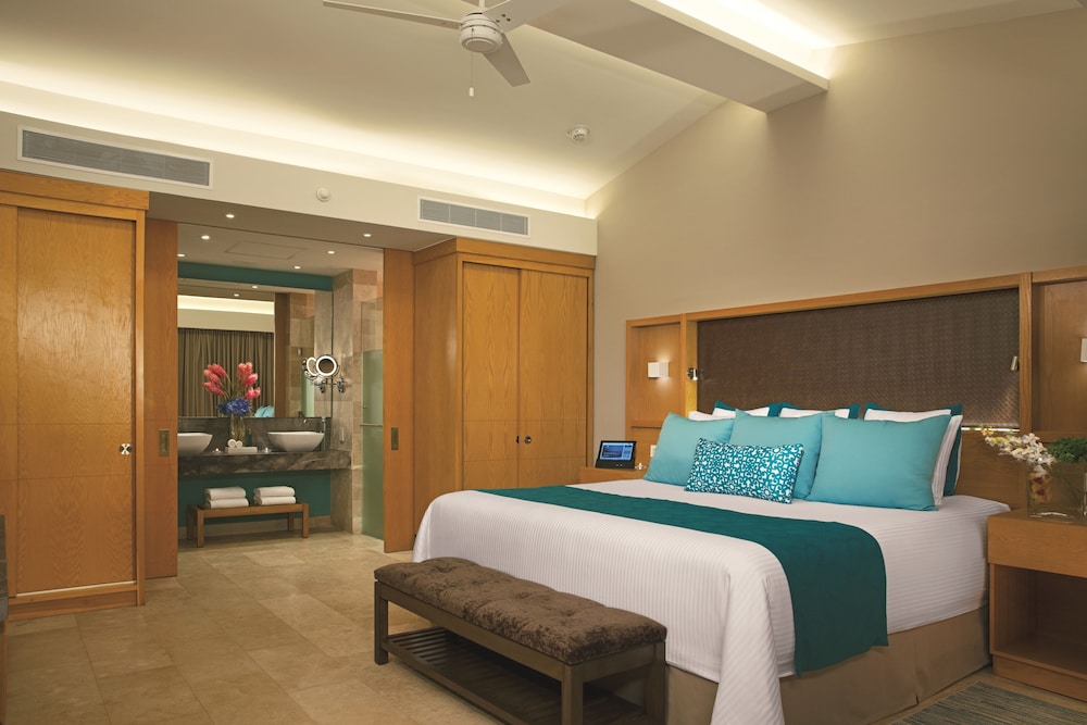 Dreams Playa Mujeres Golf & Spa Resort - All Inclusive — Hotel rooms in Playa Mujeres, Quintana Roo