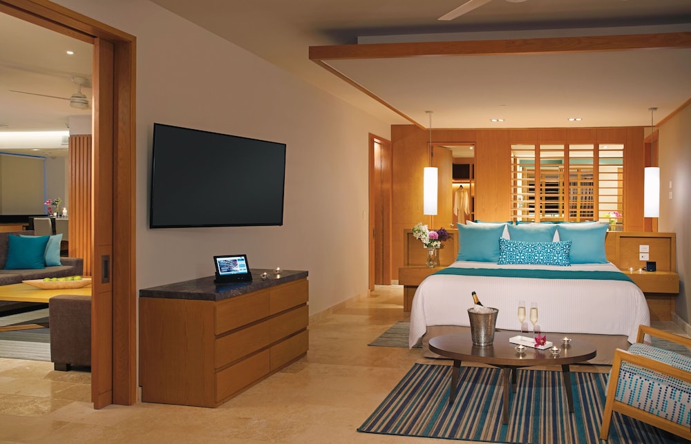 Dreams Playa Mujeres Golf & Spa Resort - All Inclusive — Hotel rooms in Playa Mujeres, Quintana Roo