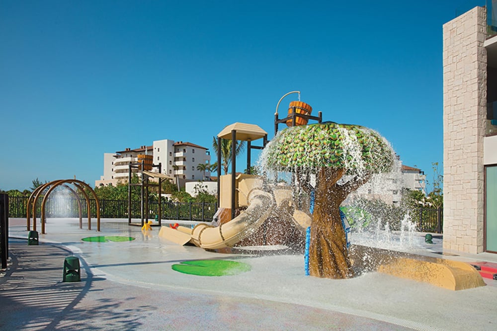 Dreams Playa Mujeres Golf & Spa Resort - All Inclusive — Attractions for children in Playa Mujeres, Quintana Roo