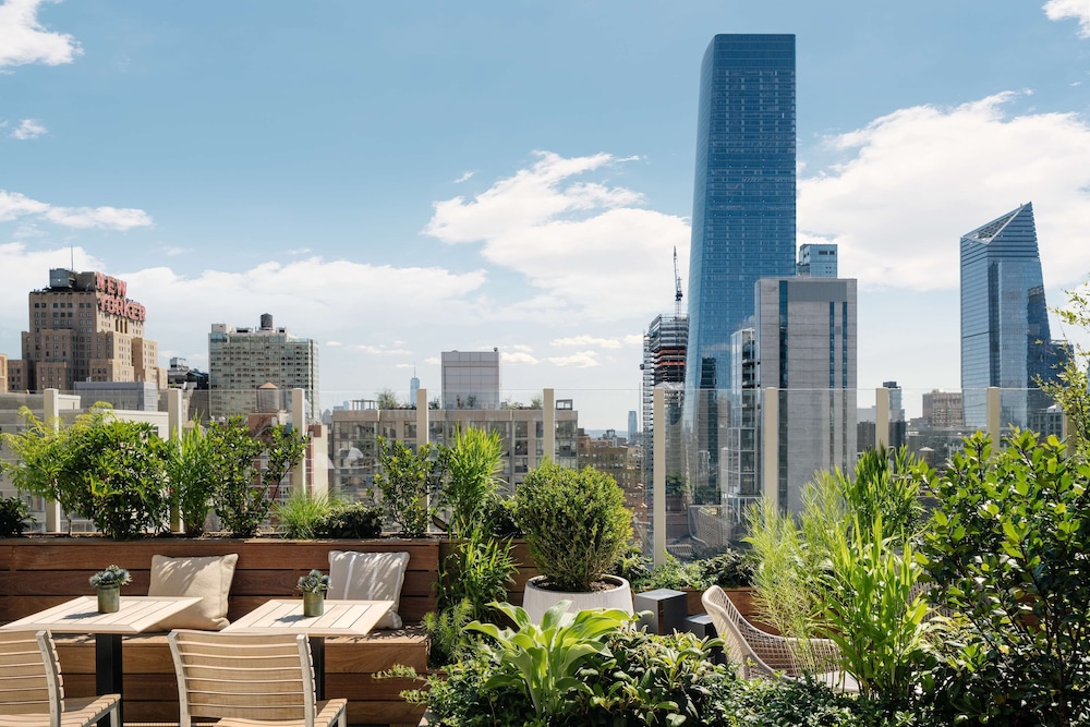 Arlo Midtown — Restaurant & bars in New York City, New York State