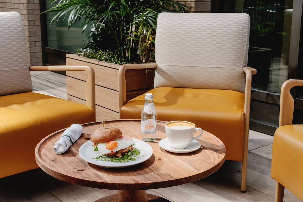 Arlo Midtown — Restaurant & bars in New York City, New York State