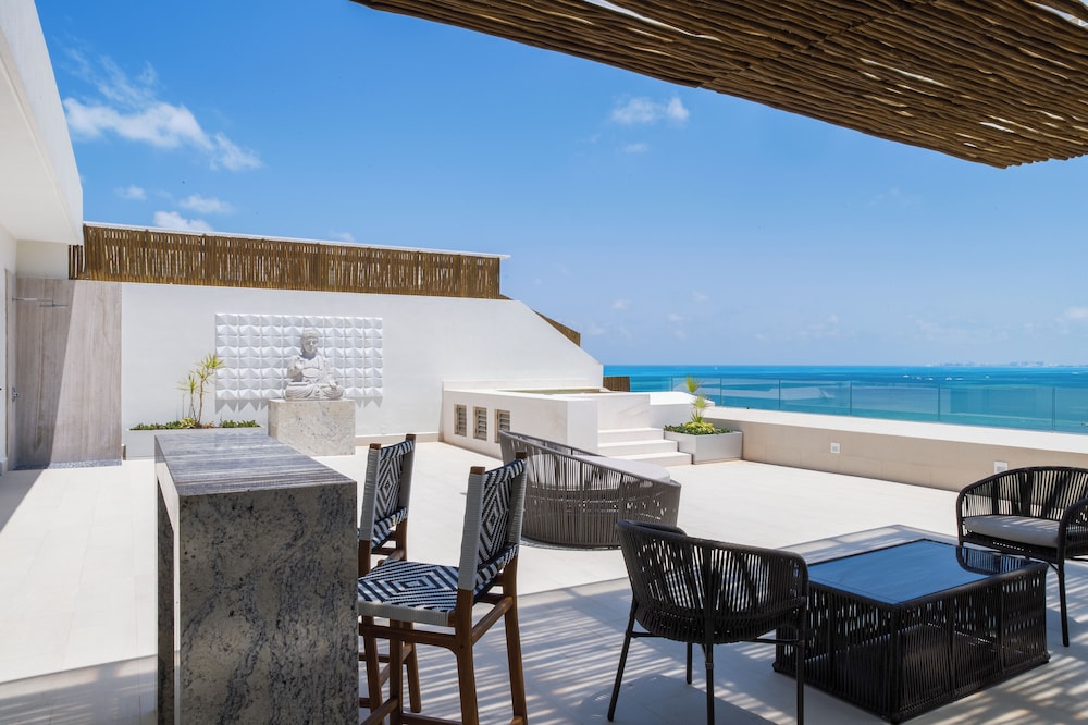 Garza Blanca Resort & Spa Cancun - All Inclusive — Hotel rooms in Playa Mujeres, Quintana Roo