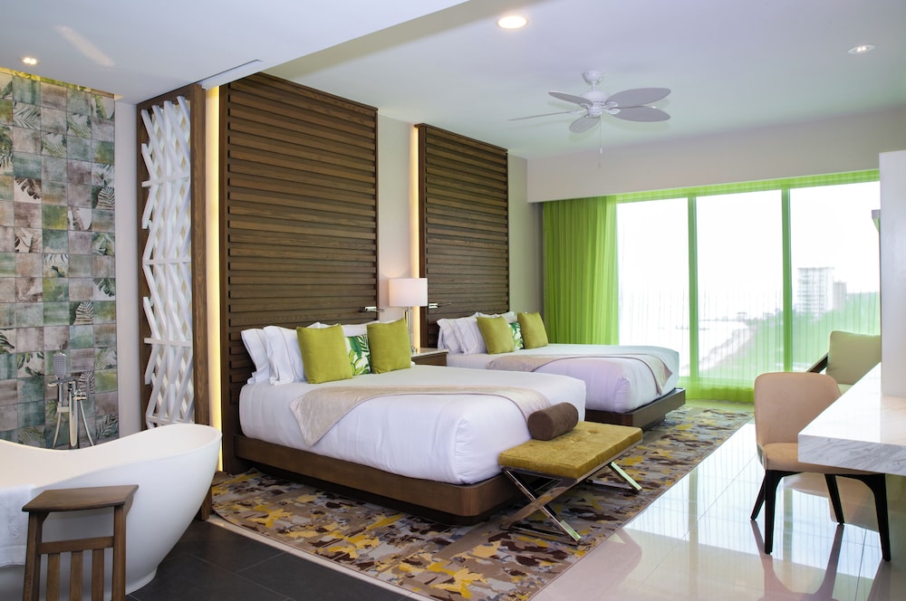 Garza Blanca Resort & Spa Cancun - All Inclusive — Hotel rooms in Playa Mujeres, Quintana Roo