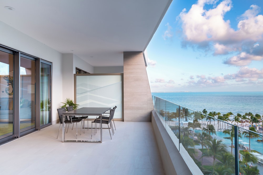 Garza Blanca Resort & Spa Cancun - All Inclusive — Hotel rooms in Playa Mujeres, Quintana Roo