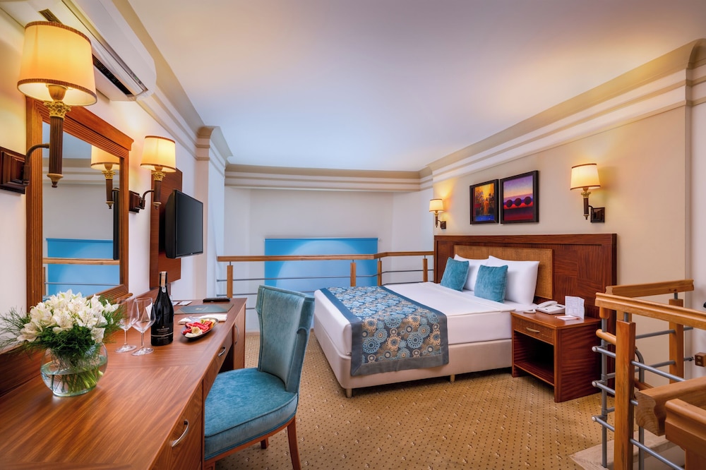 Villa Side Hotel — Hotel rooms in Side
