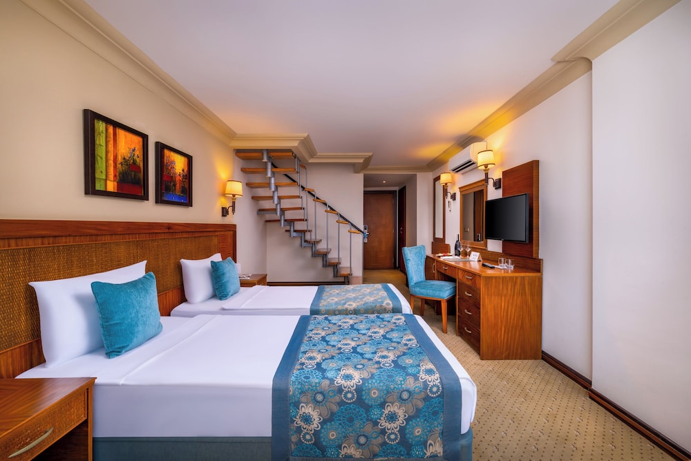 Villa Side Hotel — Hotel rooms in Side