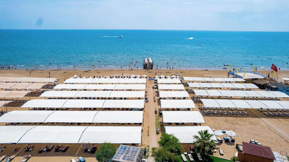 Villa Side Hotel — Beach in Side
