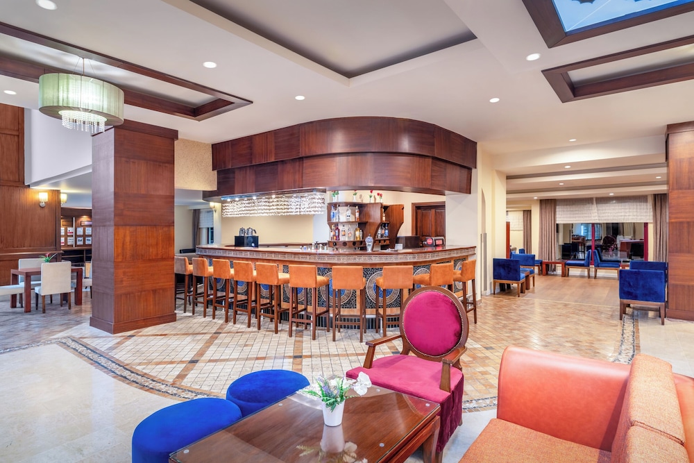 Villa Side Hotel — Restaurant & bars in Side