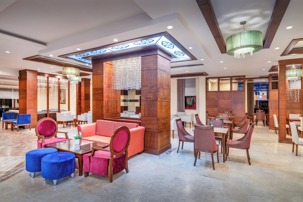Villa Side Hotel — Restaurant & bars in Side