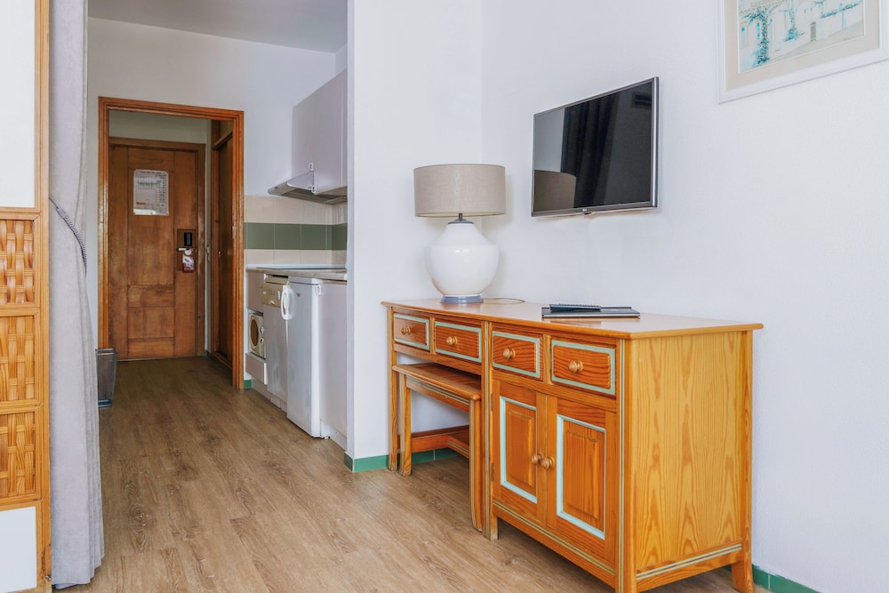Luna Hotel Da Oura — Hotel rooms in Albufeira, Faro