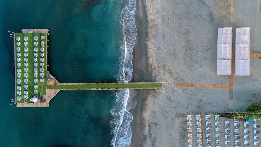 Bera Hotel Alanya - Halal All Inclusive — Beach in Alanya