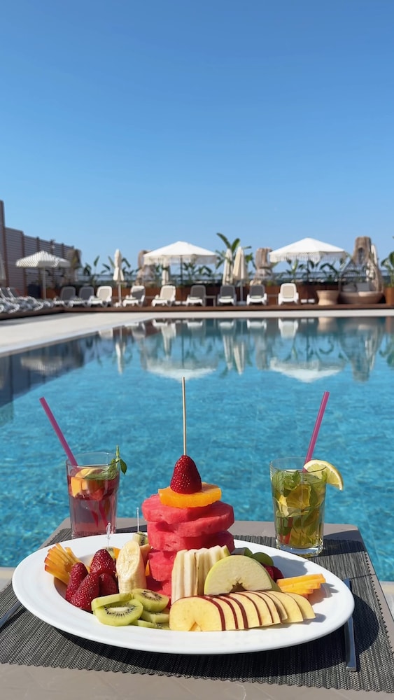 Bera Hotel Alanya - Halal All Inclusive — Swimming pool in Alanya