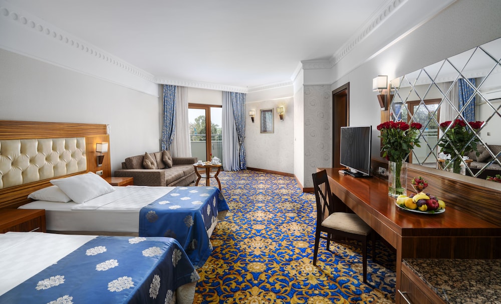 Bera Hotel Alanya - Halal All Inclusive — Hotel rooms in Alanya
