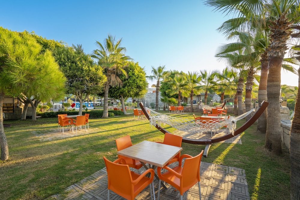 Bera Hotel Alanya - Halal All Inclusive — Restaurant & bars in Alanya