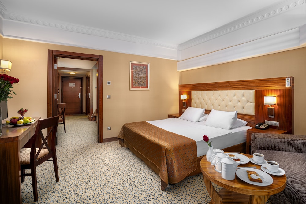 Bera Hotel Alanya - Halal All Inclusive — Hotel rooms in Alanya