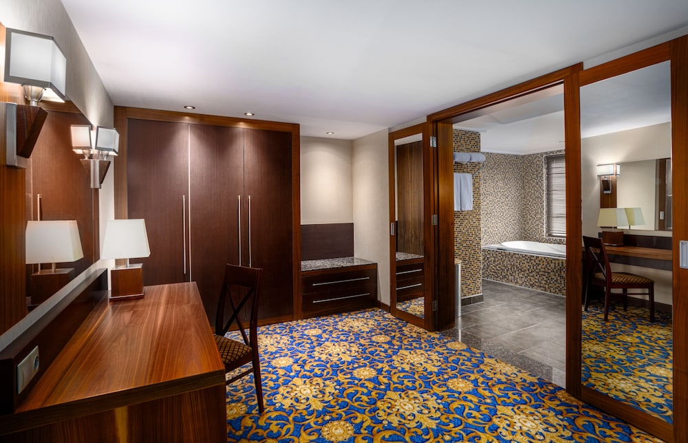 Bera Hotel Alanya - Halal All Inclusive — Hotel rooms in Alanya