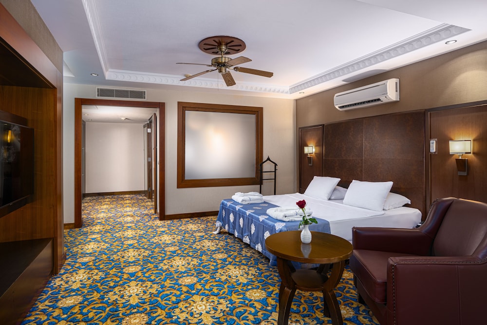Bera Hotel Alanya - Halal All Inclusive — Hotel rooms in Alanya