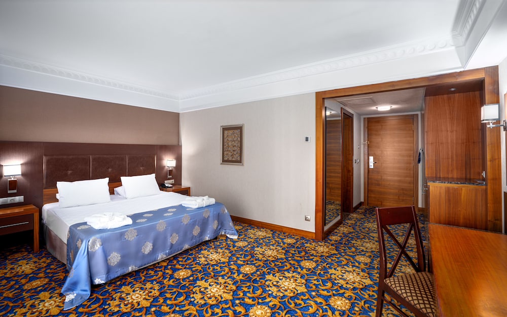 Bera Hotel Alanya - Halal All Inclusive — Hotel rooms in Alanya
