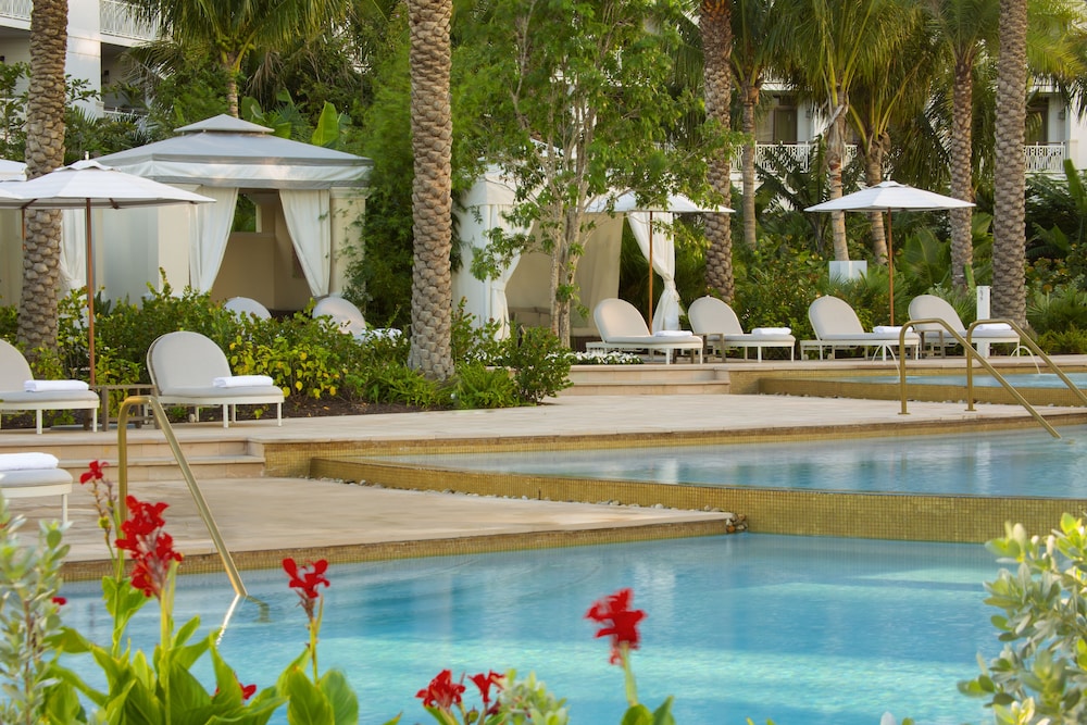 Rosewood Baha Mar — Swimming pool in Nassau, New Providence