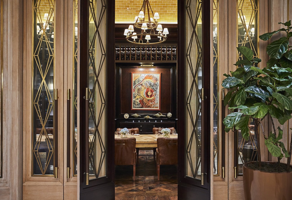 Rosewood Baha Mar — Restaurant & bars in Nassau, New Providence
