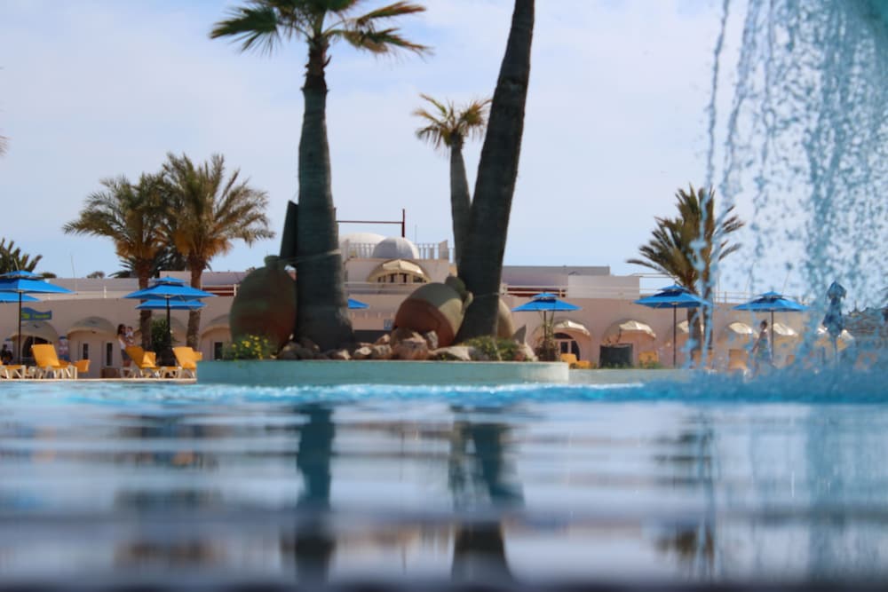 Royal Karthago Resort & Thalasso - Family Only — Swimming pool in Aghir, Medenine