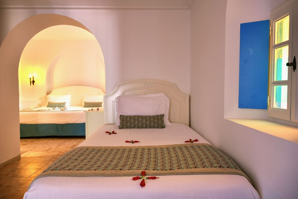 Royal Karthago Resort & Thalasso - Family Only — Hotel rooms in Aghir, Medenine