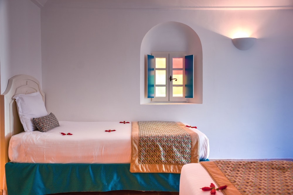 Royal Karthago Resort & Thalasso - Family Only — Hotel rooms in Aghir, Medenine