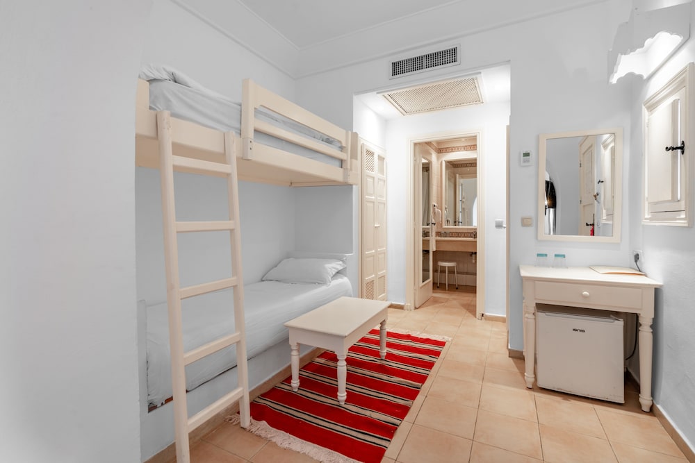 Royal Karthago Resort & Thalasso - Family Only — Hotel rooms in Aghir, Medenine