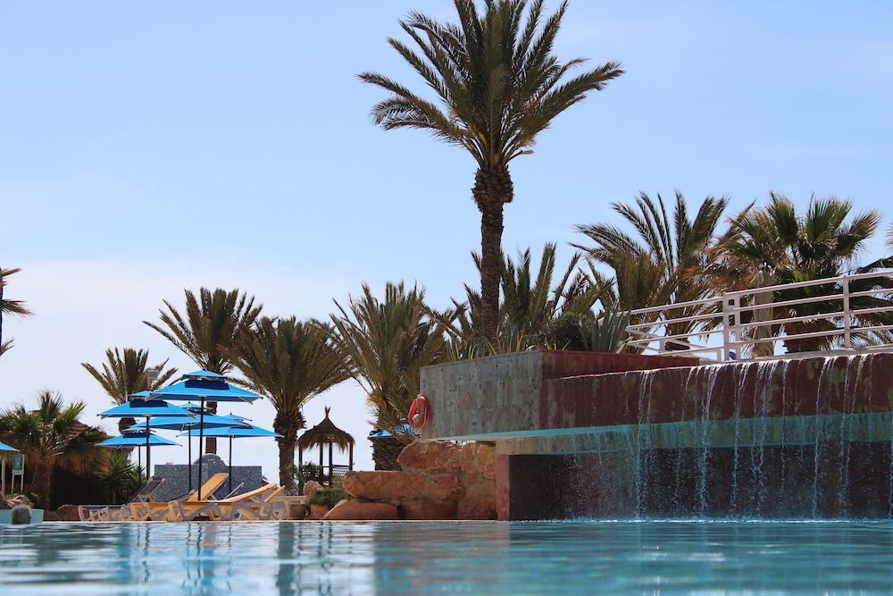 Royal Karthago Resort & Thalasso - Family Only — Swimming pool in Aghir, Medenine