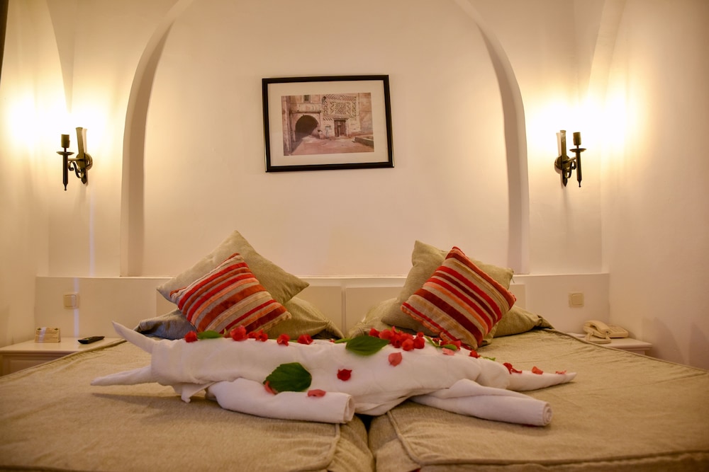 Royal Karthago Resort & Thalasso - Family Only — Hotel rooms in Aghir, Medenine