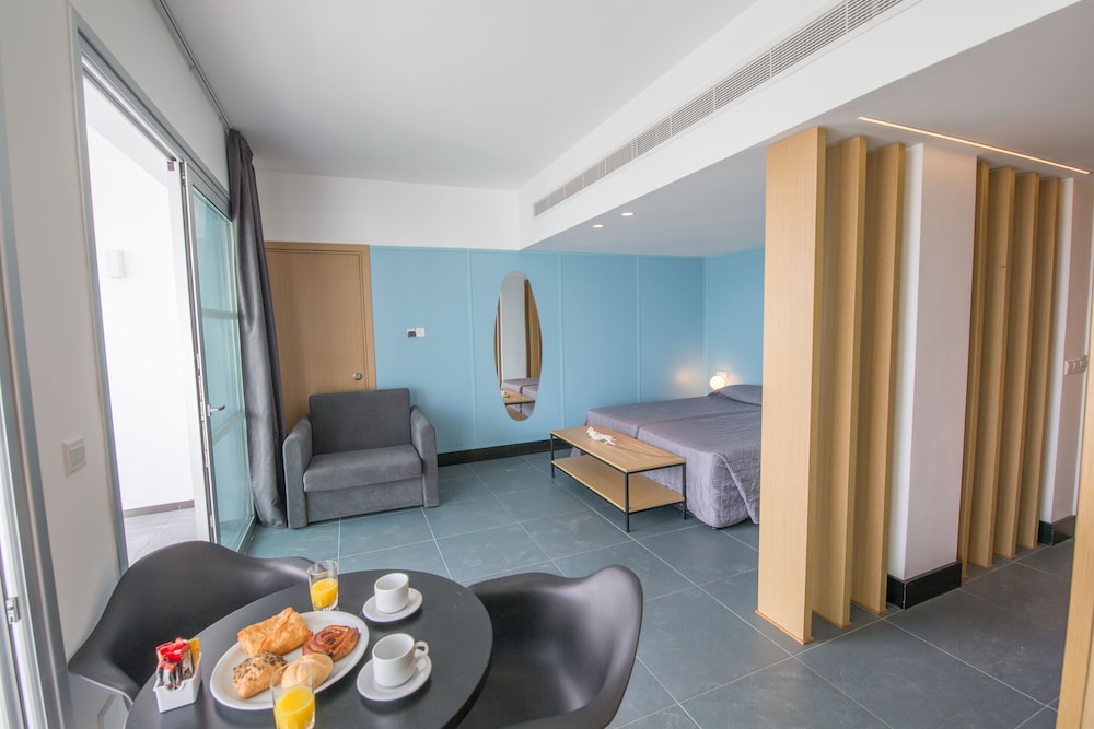 Anthea Hotel Apartments — Hotel rooms in Ayia Napa, Famagusta Region