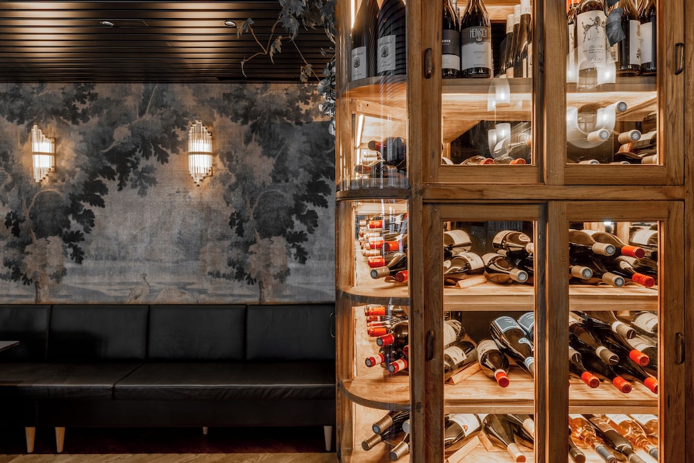 Hotel Von — Restaurant & bars in Reykjavik, Capital Region