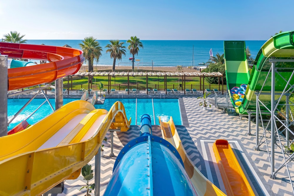 Megasaray Club Belek — Swimming pool in Belek