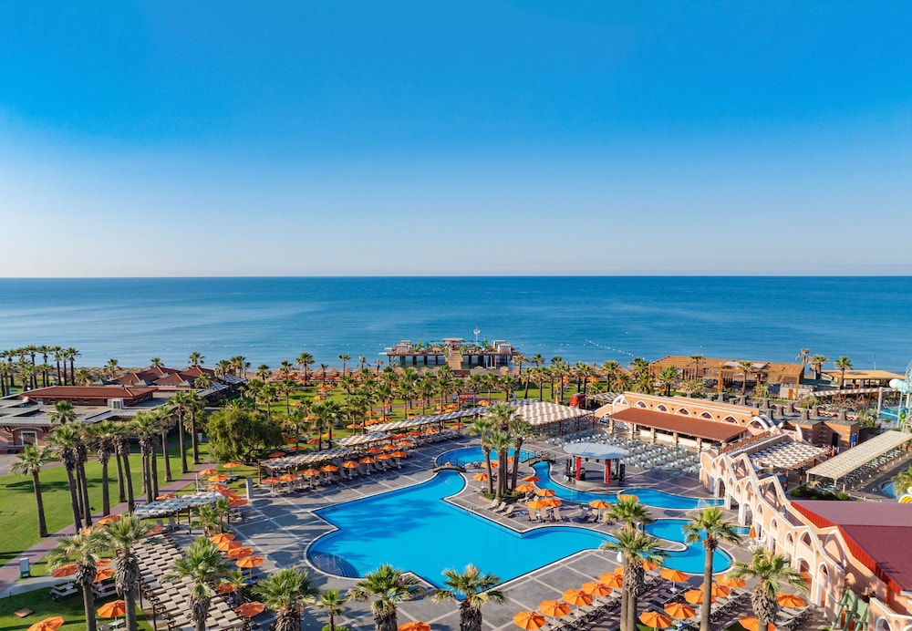 Megasaray Club Belek — Beach in Belek