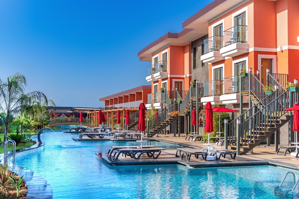 Megasaray Club Belek — Swimming pool in Belek