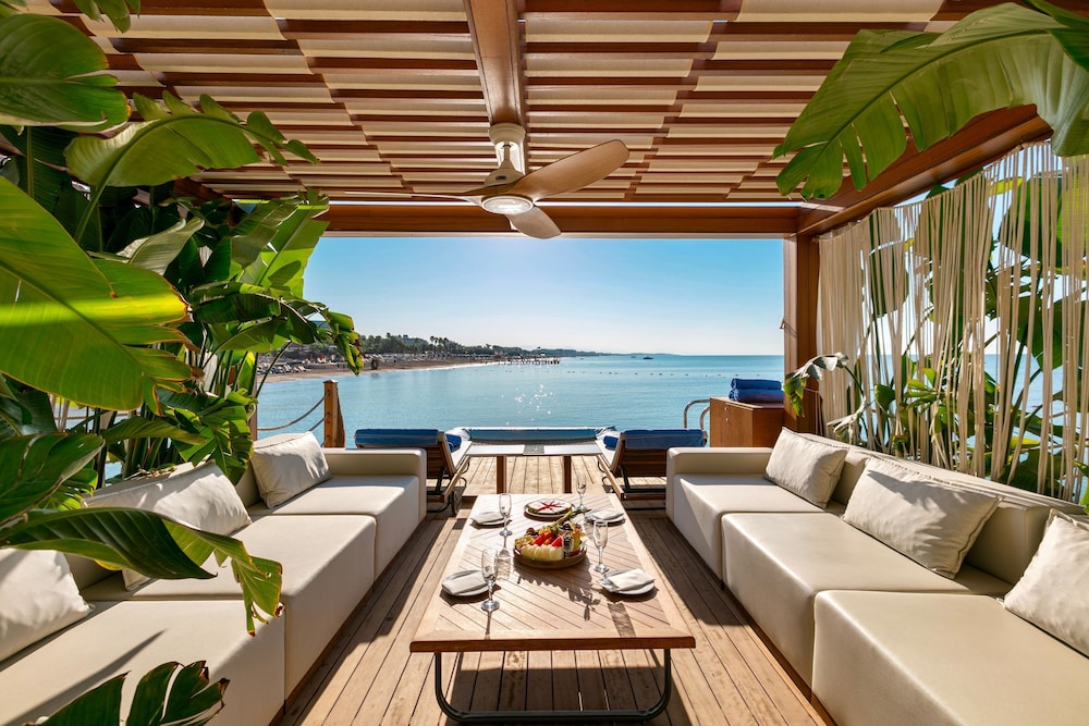 Megasaray Club Belek — Hotel rooms in Belek