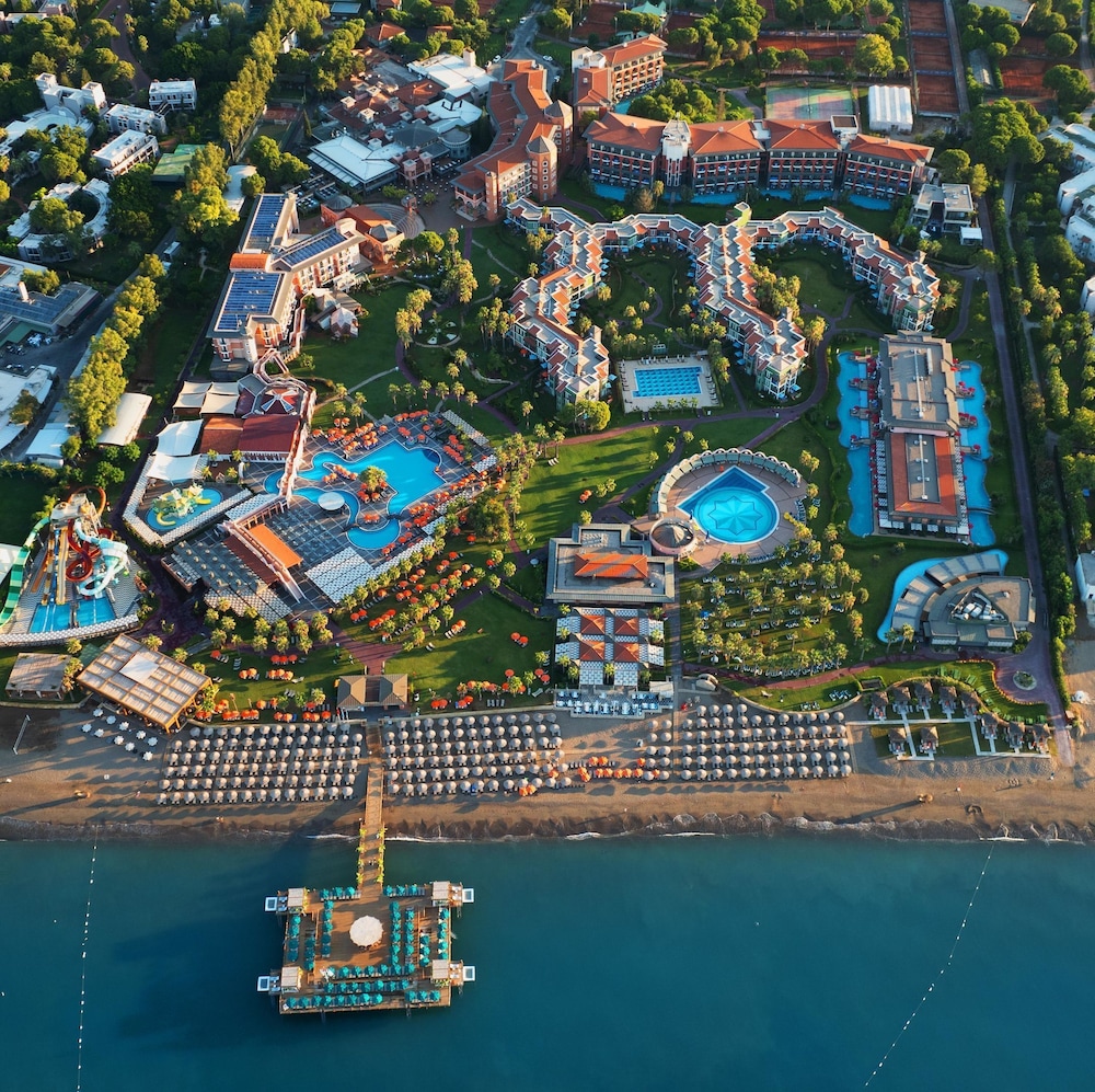 Megasaray Club Belek — Hotel building in Belek