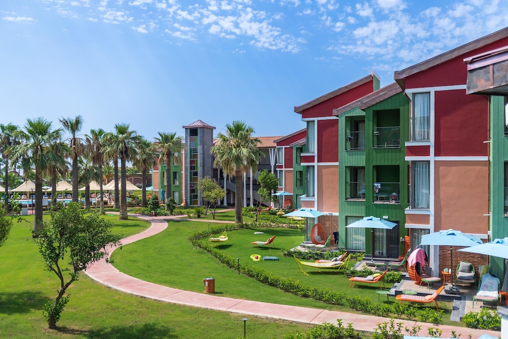 Megasaray Club Belek — Hotel building in Belek