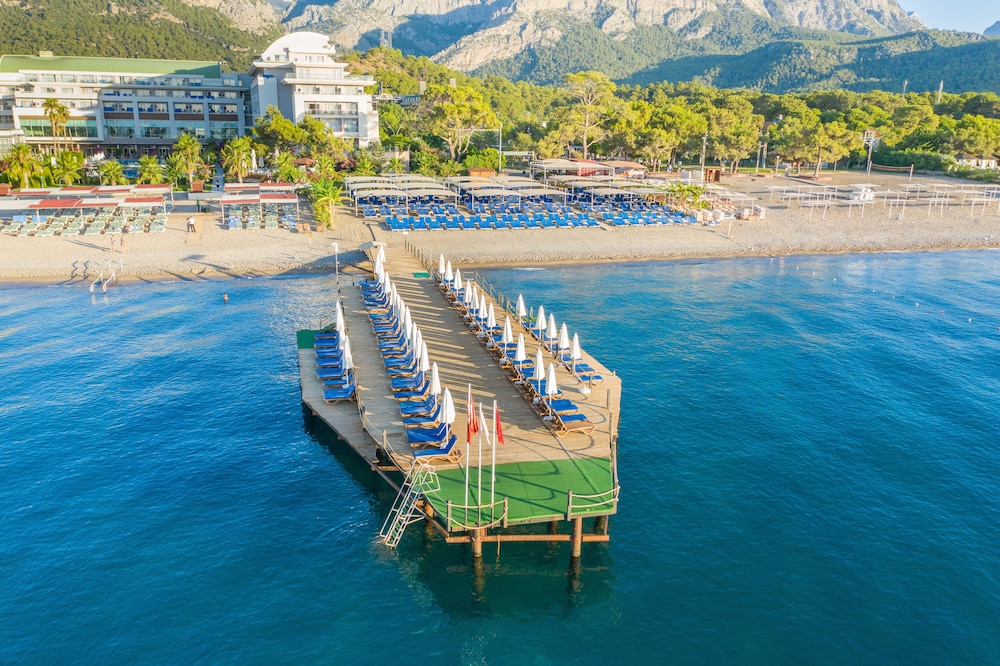 Transatlantik Hotel & Spa -  Ultra All Inclusive — Beach in Kemer