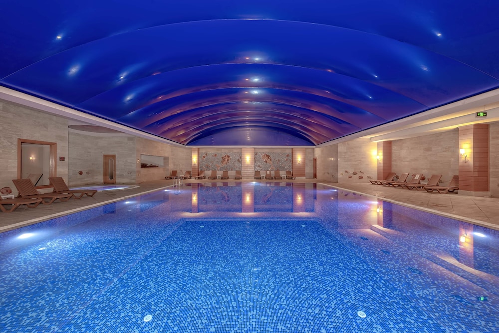 Transatlantik Hotel & Spa -  Ultra All Inclusive — Swimming pool in Kemer