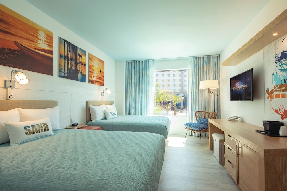 Universal's Endless Summer Resort - Dockside Inn and Suites — Hotel rooms in Orlando, Florida